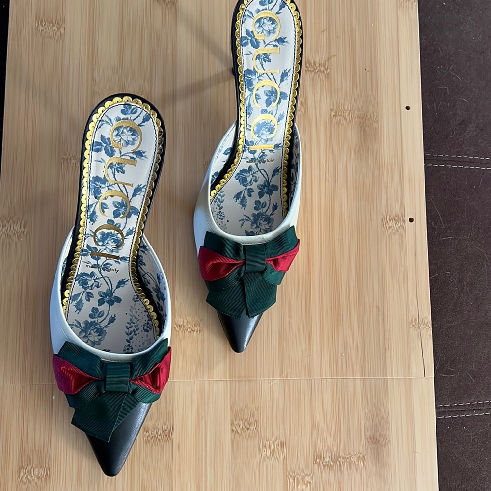 Gucci Cream/Black Leather Web Bow Embellished Jane Slide Mules Size 38.5